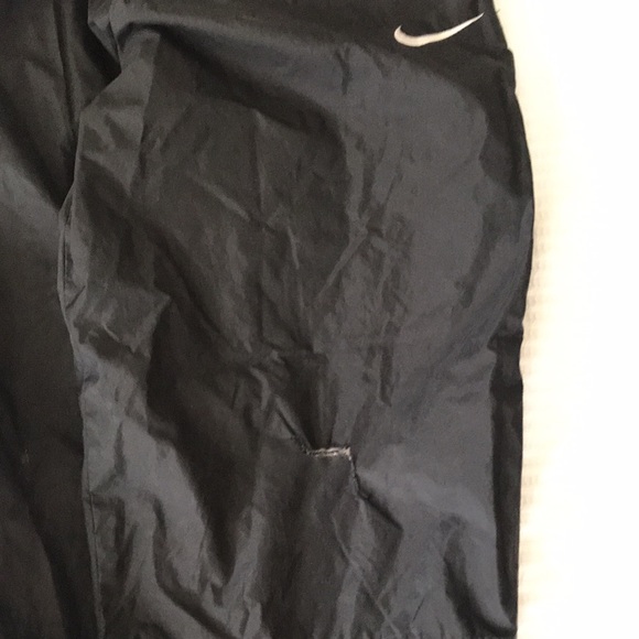 Nike M (10-12) Track Pants - Picture 6 of 6
